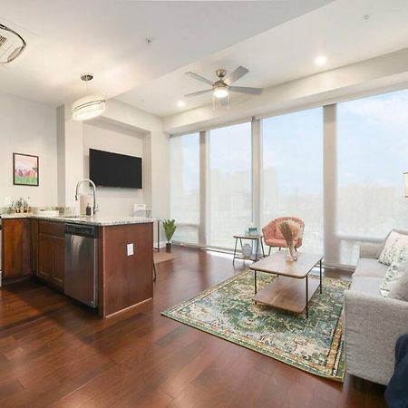 Hostwise Stays - The Washington At Chatham - Free Parking, Private Gym, Skyline Views! Pittsburgh Eksteriør billede