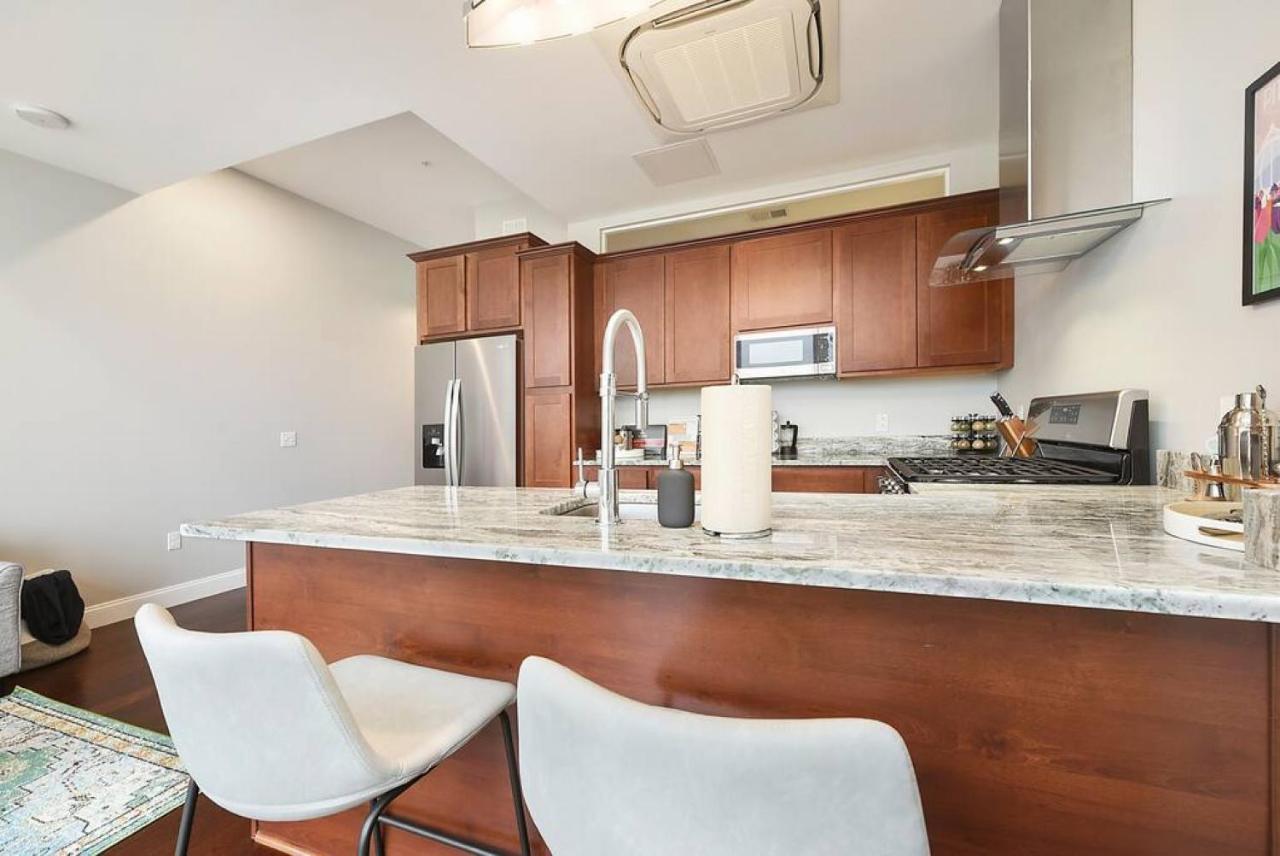 Hostwise Stays - The Washington At Chatham - Free Parking, Private Gym, Skyline Views! Pittsburgh Eksteriør billede