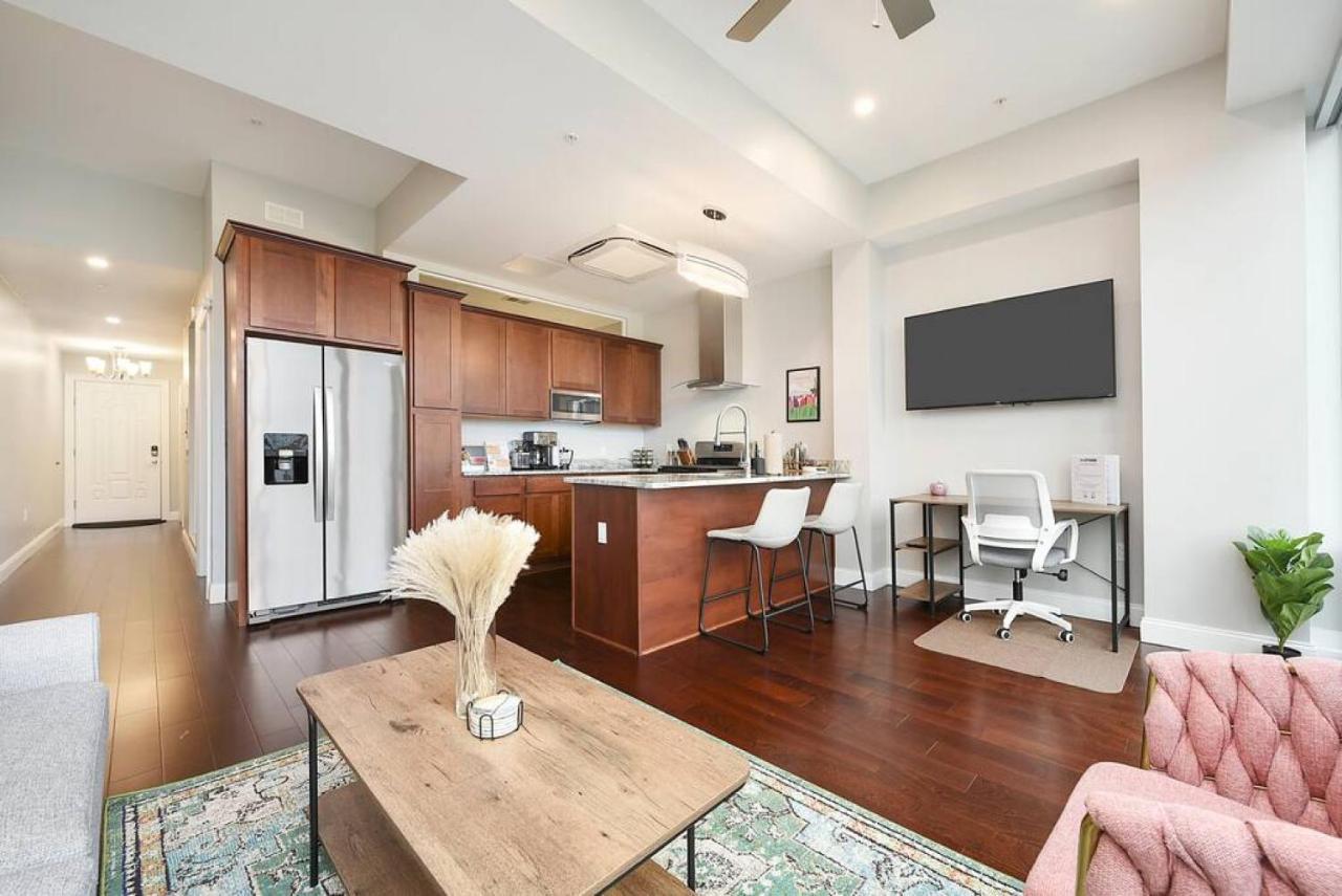 Hostwise Stays - The Washington At Chatham - Free Parking, Private Gym, Skyline Views! Pittsburgh Eksteriør billede