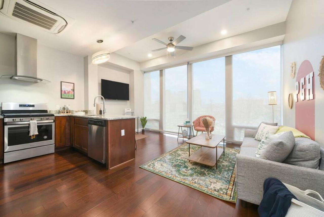 Hostwise Stays - The Washington At Chatham - Free Parking, Private Gym, Skyline Views! Pittsburgh Eksteriør billede